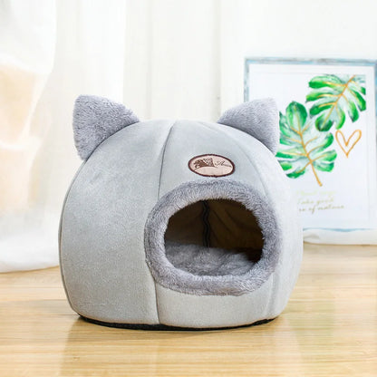 Cozy Cat Head Bed